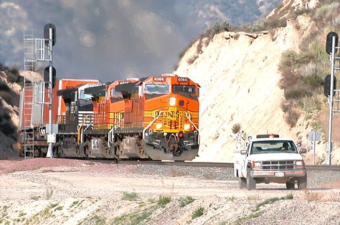 BNSF4064