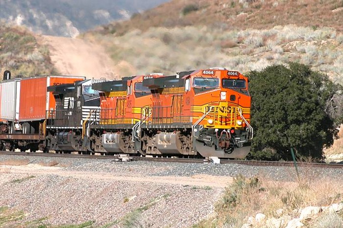 BNSF4064b