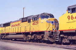 UP4029.jpg (98422 bytes)