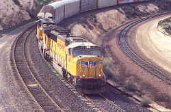 UP4101.jpg (106740 bytes)