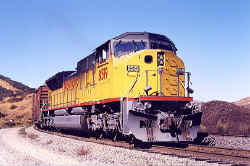 UP8519b.jpg (108646 bytes)