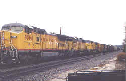 UP9504.jpg (44918 bytes)