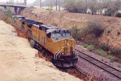 UP9641.jpg (99401 bytes)