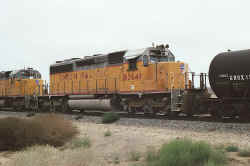 UPB3640.jpg (98002 bytes)