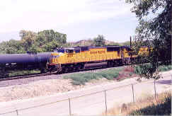 up4139.jpg (104409 bytes)