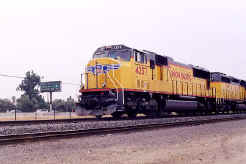 up4257.jpg (42401 bytes)