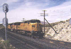 up9514.jpg (95144 bytes)