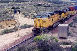 up9540.jpg (108569 bytes)